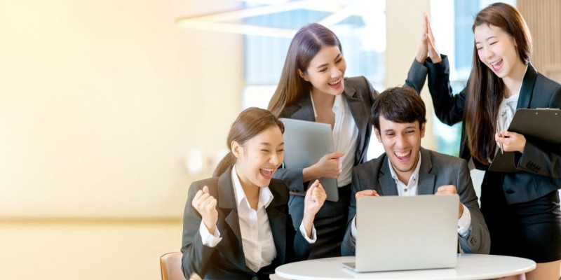 Giới thiệu về đội ngũ các nhân viên nhà cái